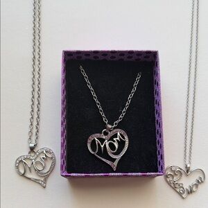 Elegant Silver Heart 'Mom' Necklace Set